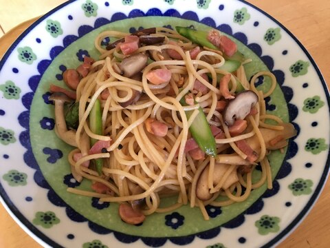 きのことアスパラの和風パスタ